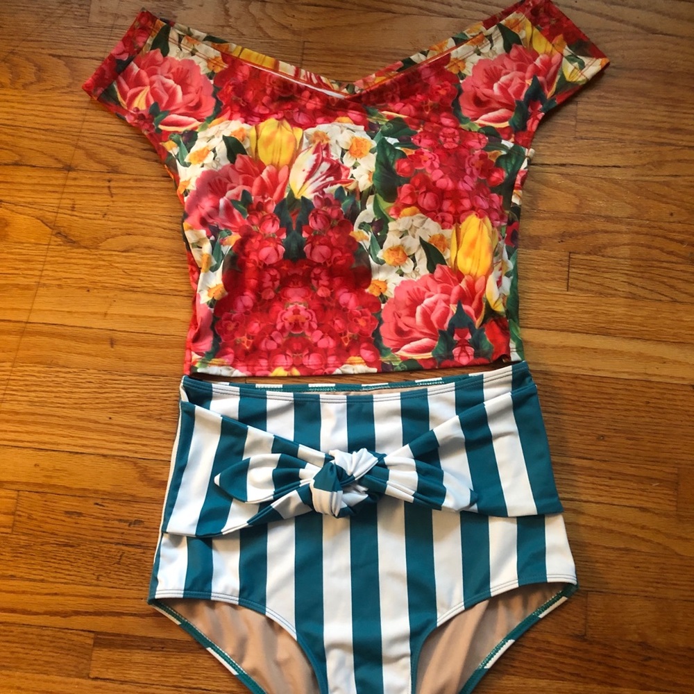 Kortni Jeane XS set